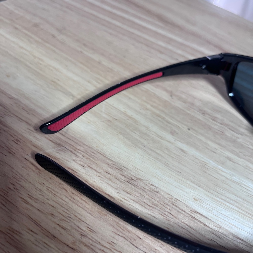 Polarized Sport Sunglasses with Yellow Mirror Lenses Comfort Design - Picture 7 of 10